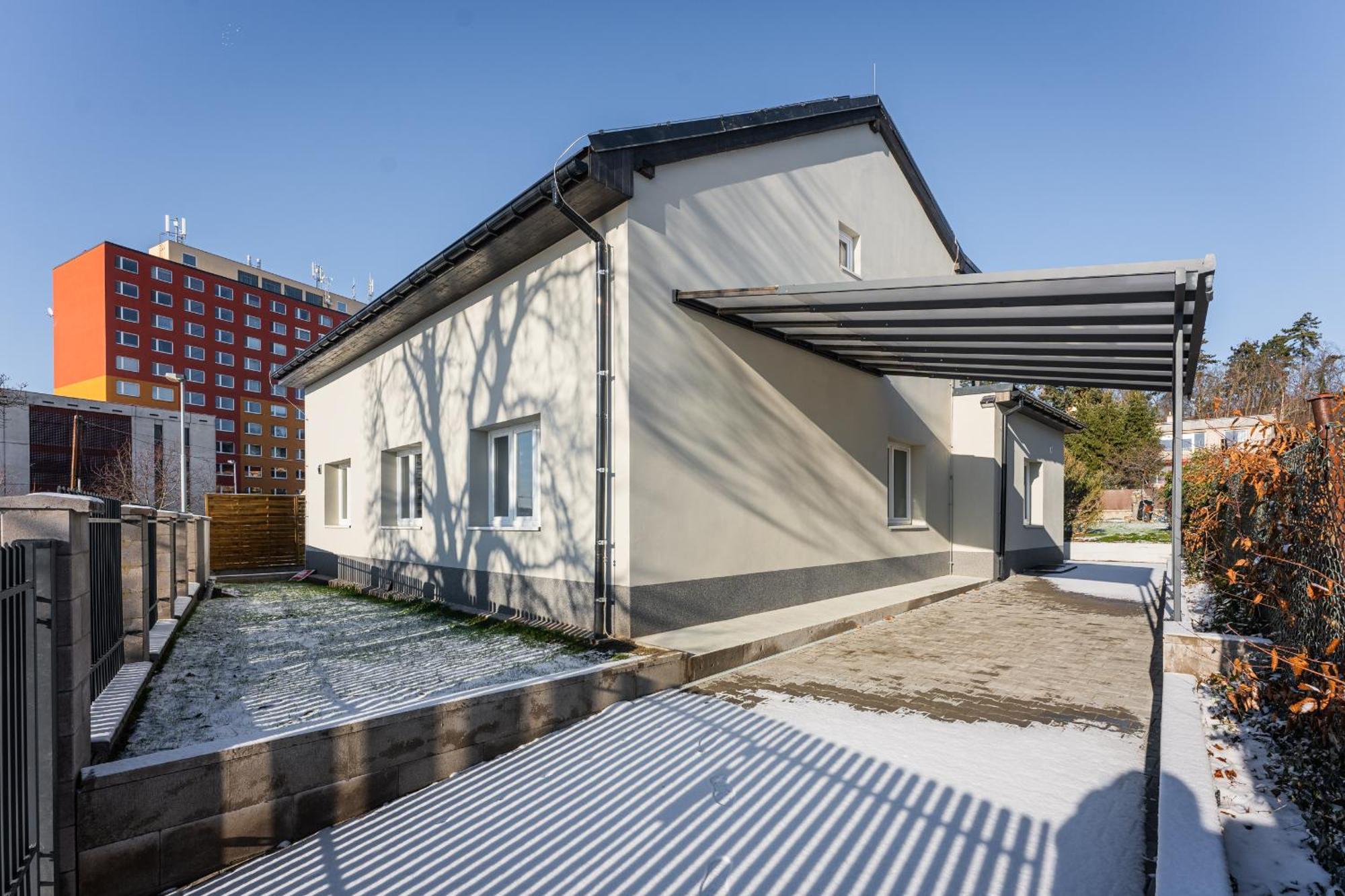 Apartmany Modrany Prague Luaran gambar